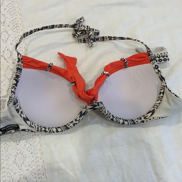 Calzedonia Cobey Bikini Top - Picture 2 of 3